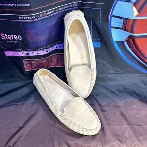Cole Haan Driving Loafer Flats Moccasin Ivory/Beige Leather Women's Size 8.5B